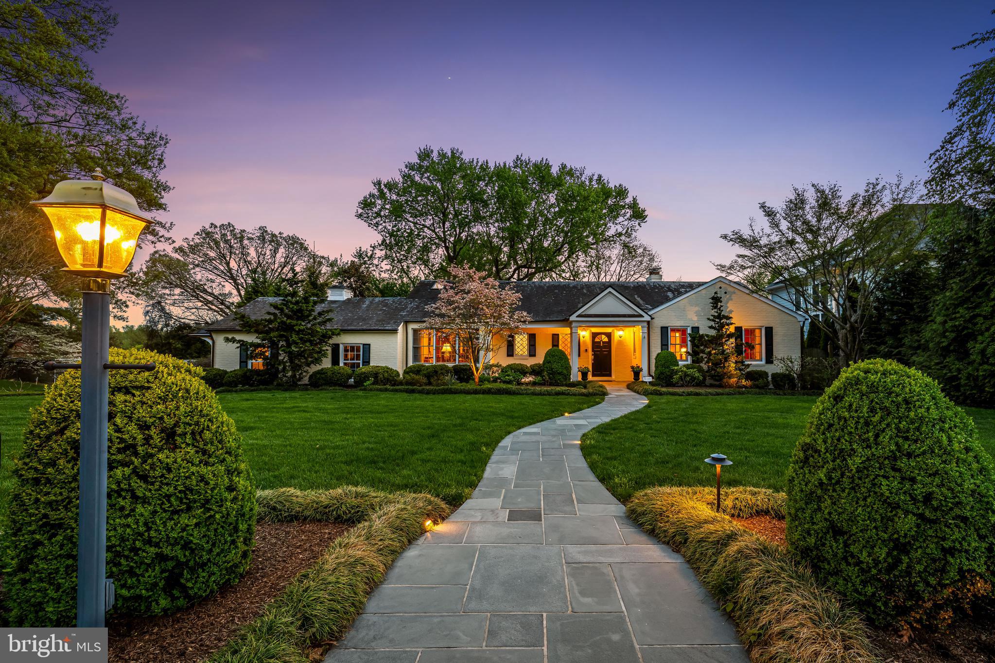 FOUR WINDS/RUXTON - Residential