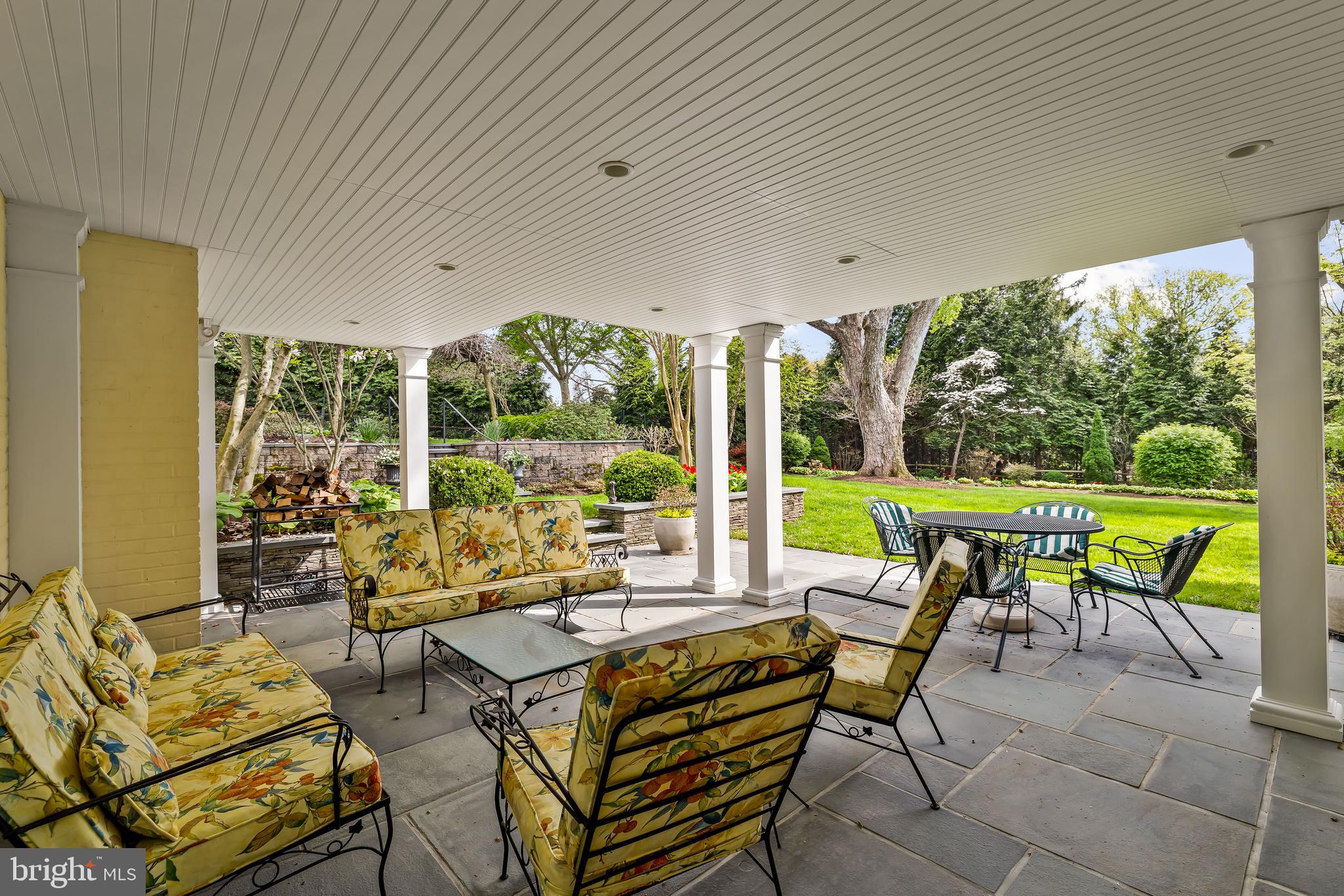 FOUR WINDS/RUXTON - Residential