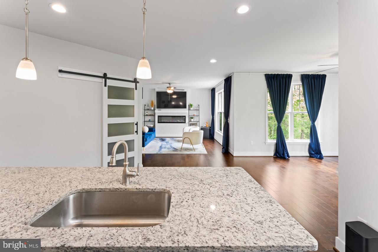 ESTATES OF BUCKINGHAM - Residential