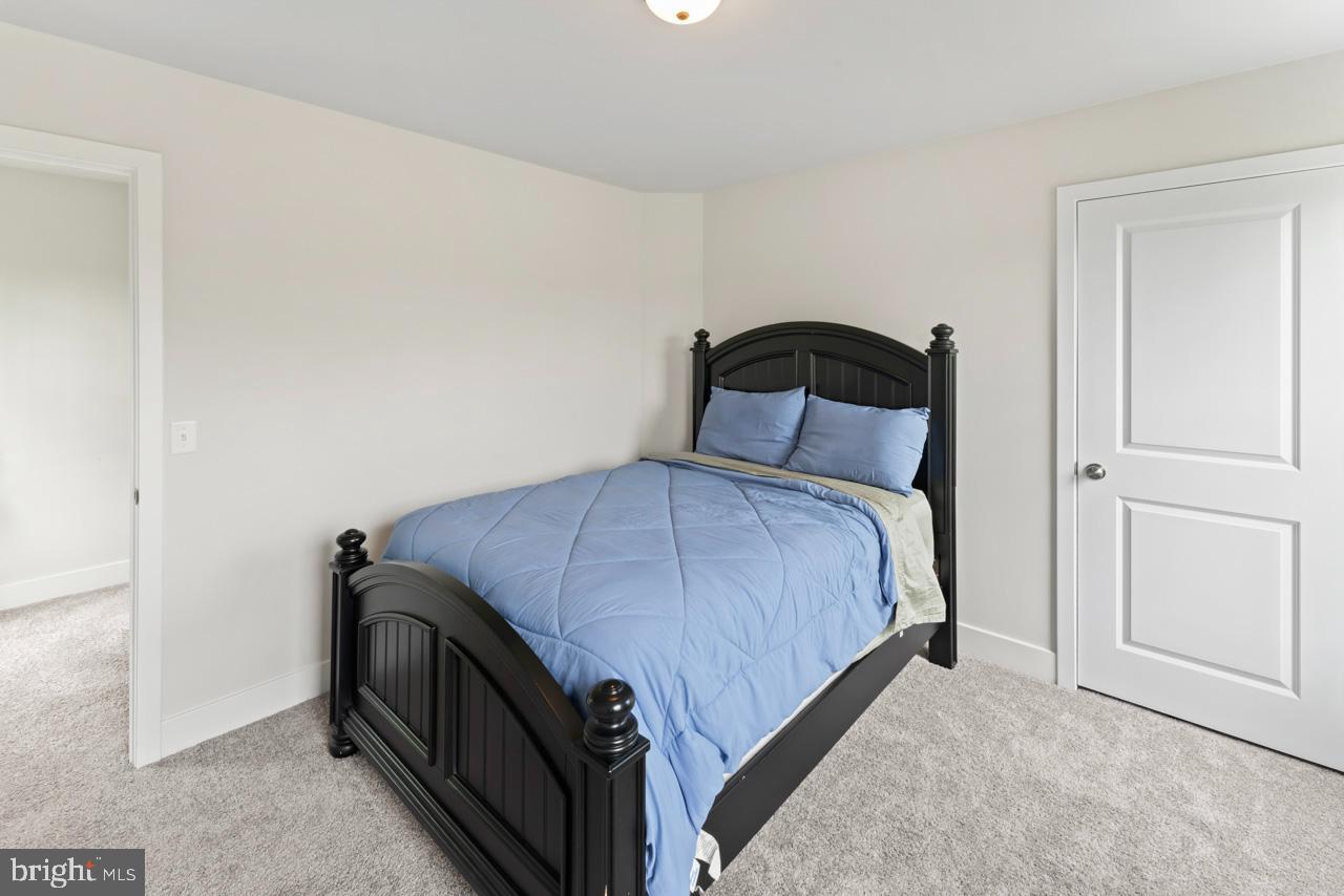 ESTATES OF BUCKINGHAM - Residential