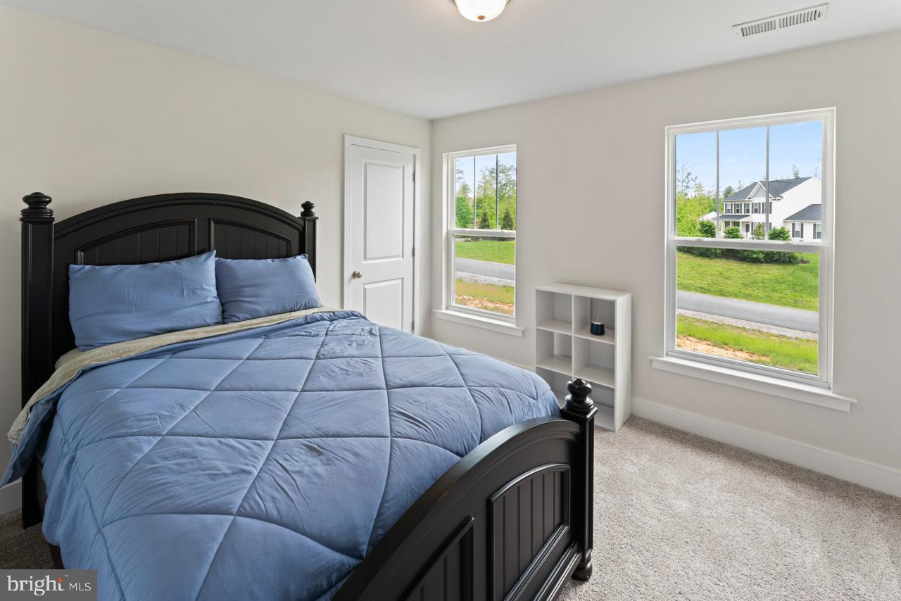 ESTATES OF BUCKINGHAM - Residential