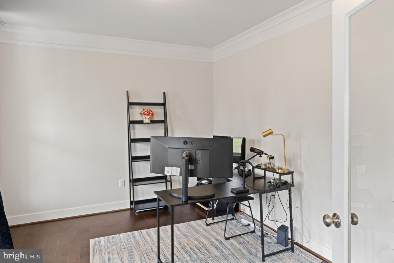 9101 ROYAL COURT