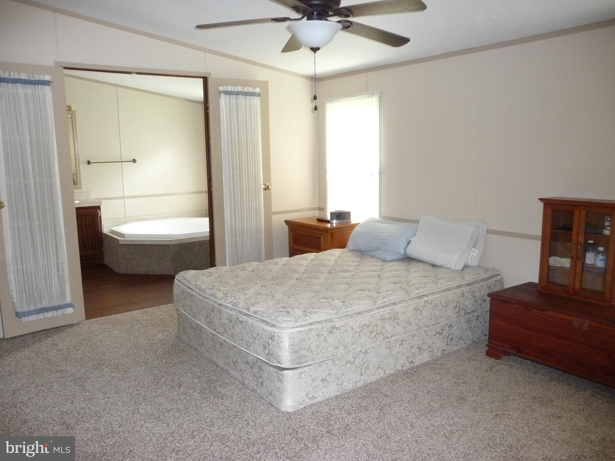 LAKE VIEW ESTATES - Residential