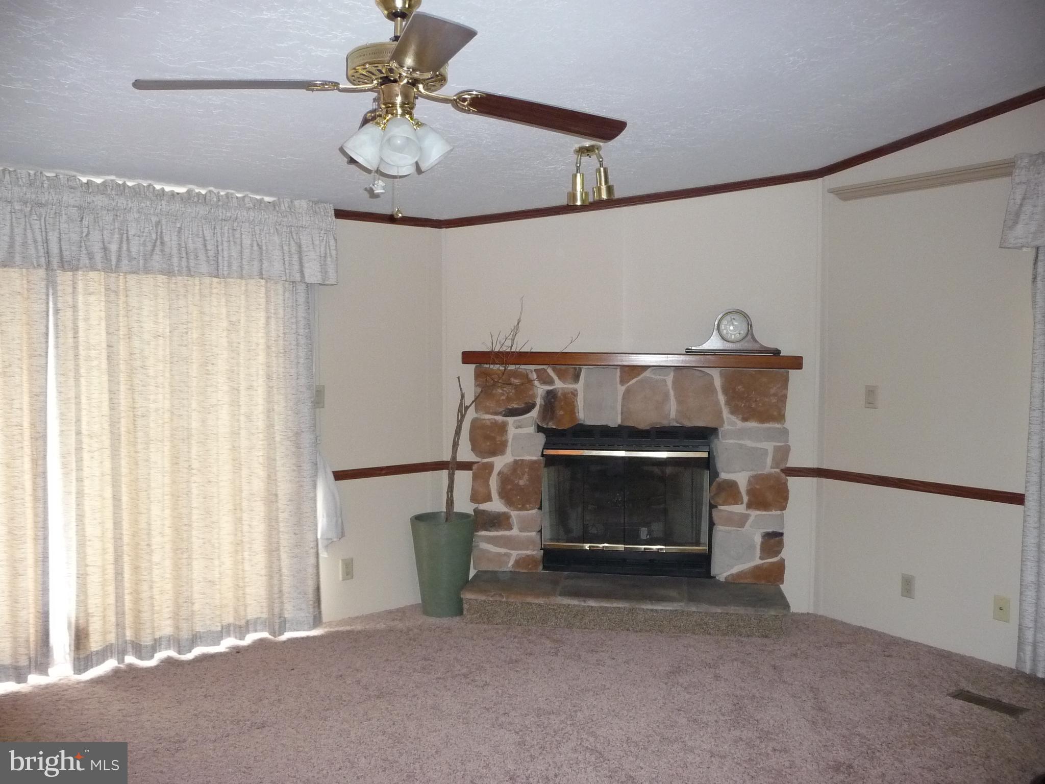 LAKE VIEW ESTATES - Residential