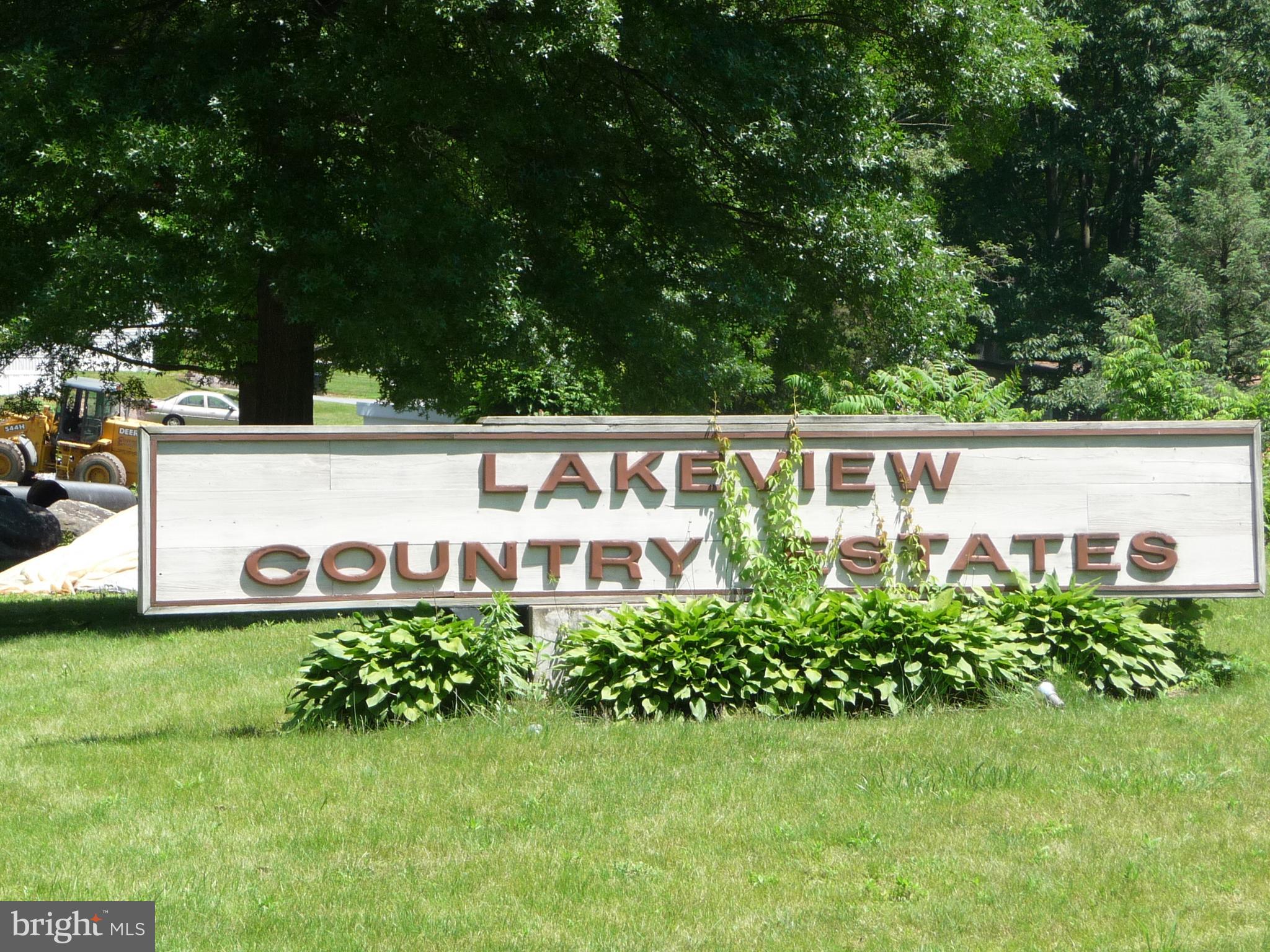LAKE VIEW ESTATES - Residential