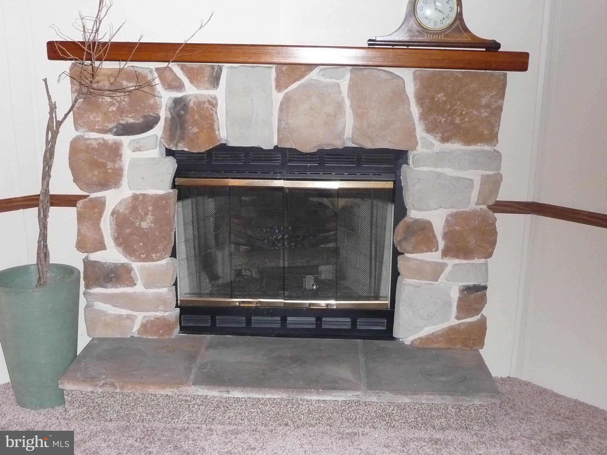 LAKE VIEW ESTATES - Residential