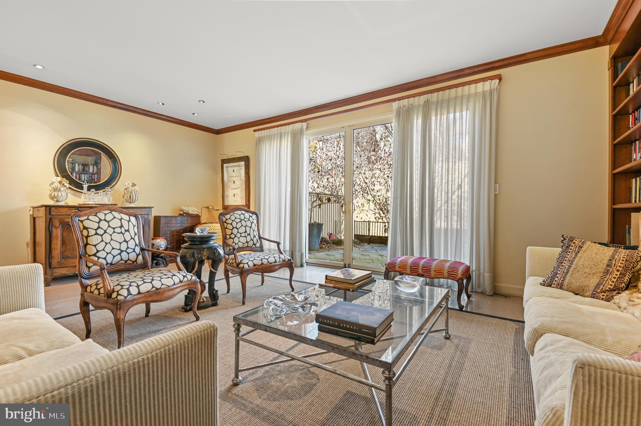 CROSS KEYS - Residential