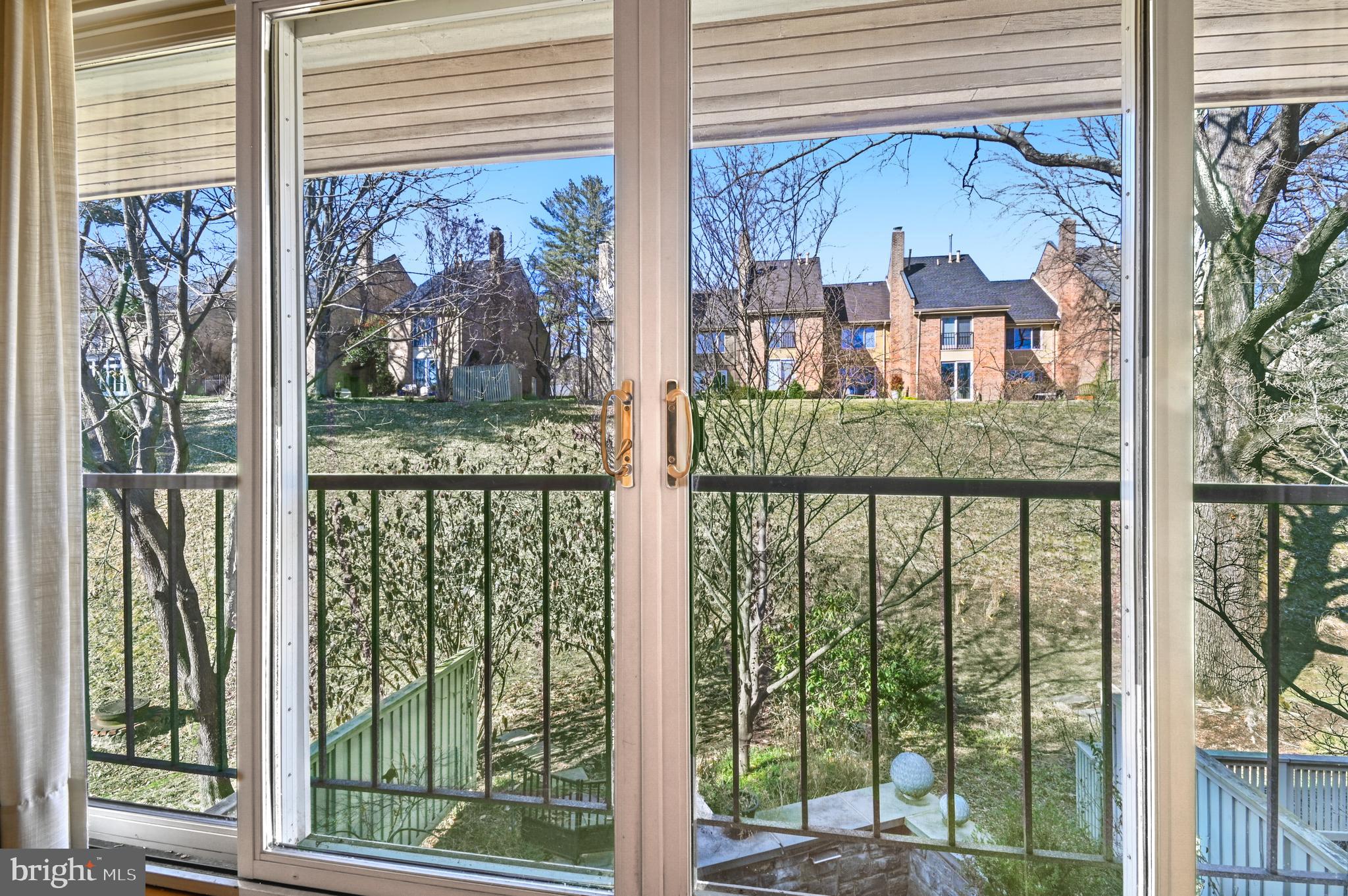 CROSS KEYS - Residential