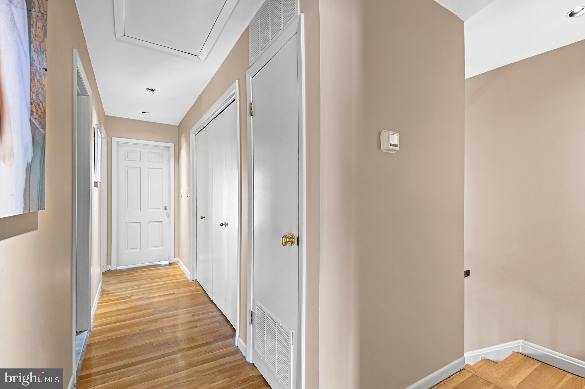 CROSS KEYS - Residential