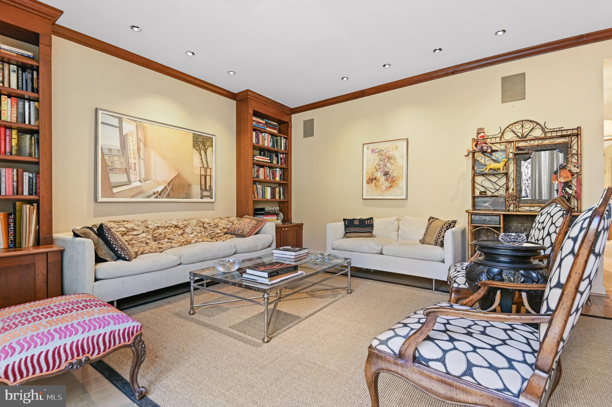 CROSS KEYS - Residential