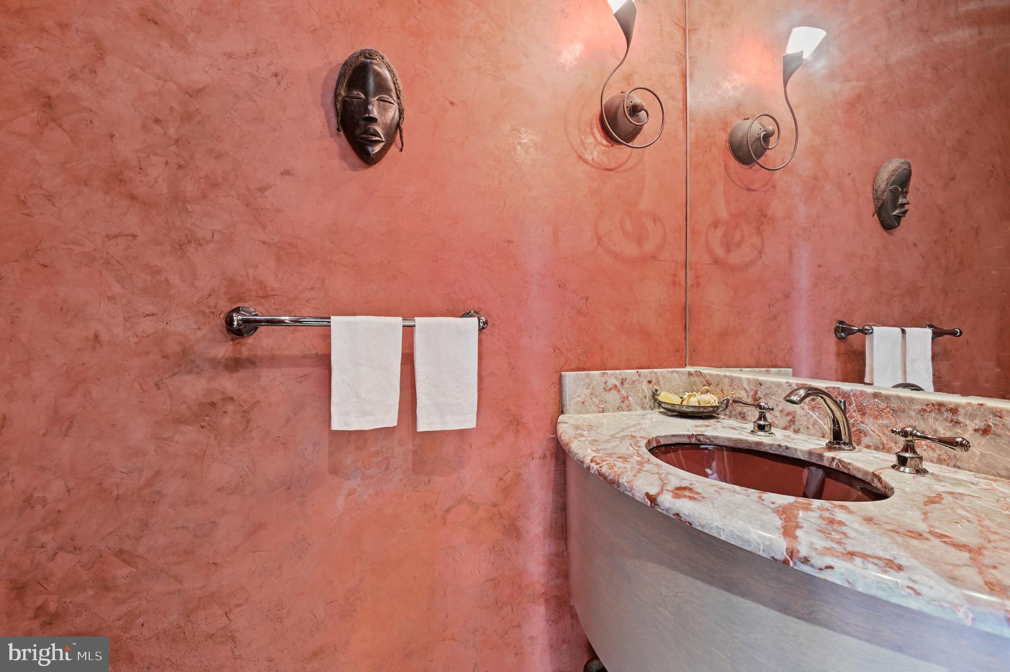 CROSS KEYS - Residential