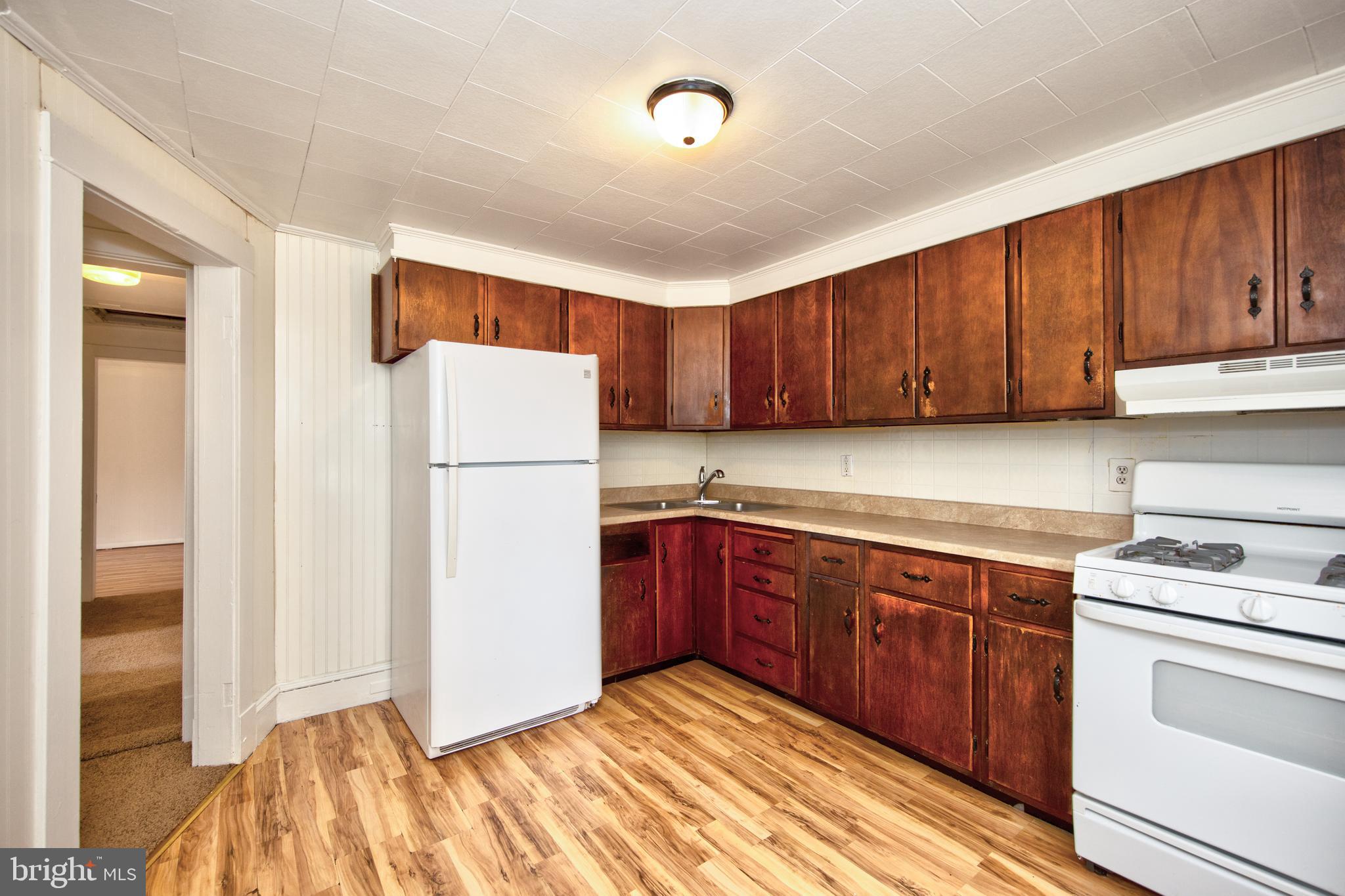 ABERDEEN HILLS - Residential Income