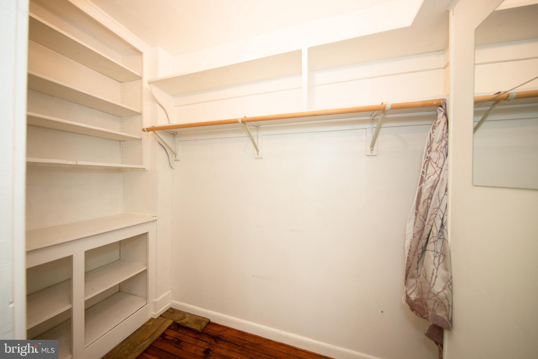 ABERDEEN HILLS - Residential Income