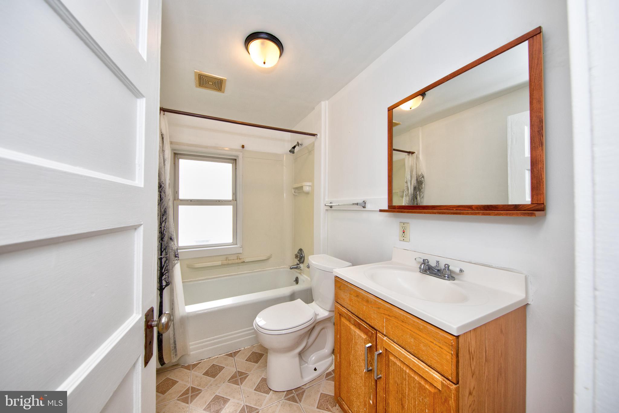 ABERDEEN HILLS - Residential Income