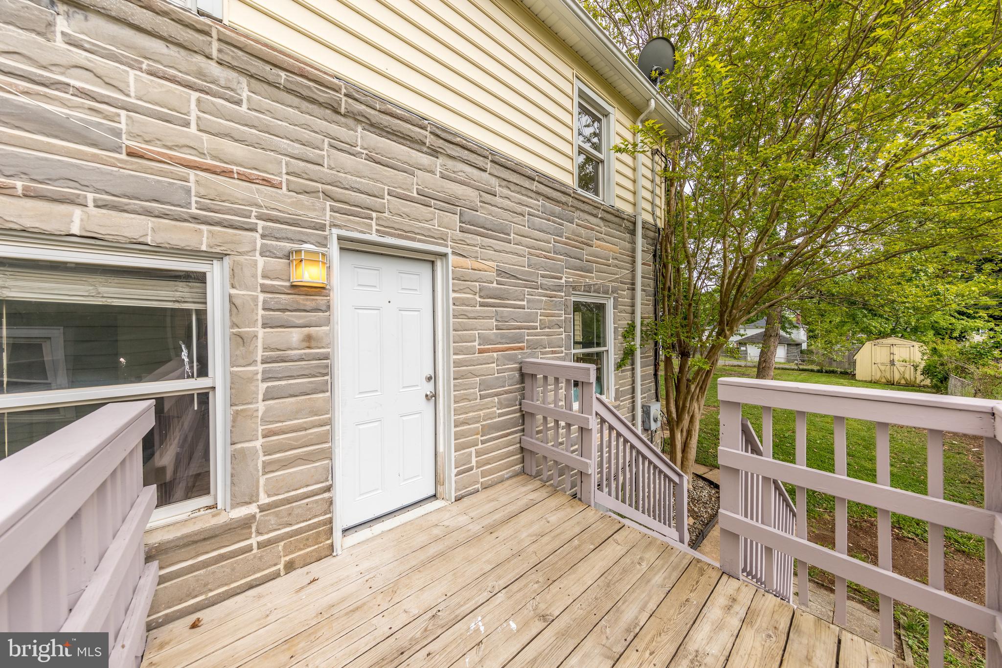 ABERDEEN HILLS - Residential Income