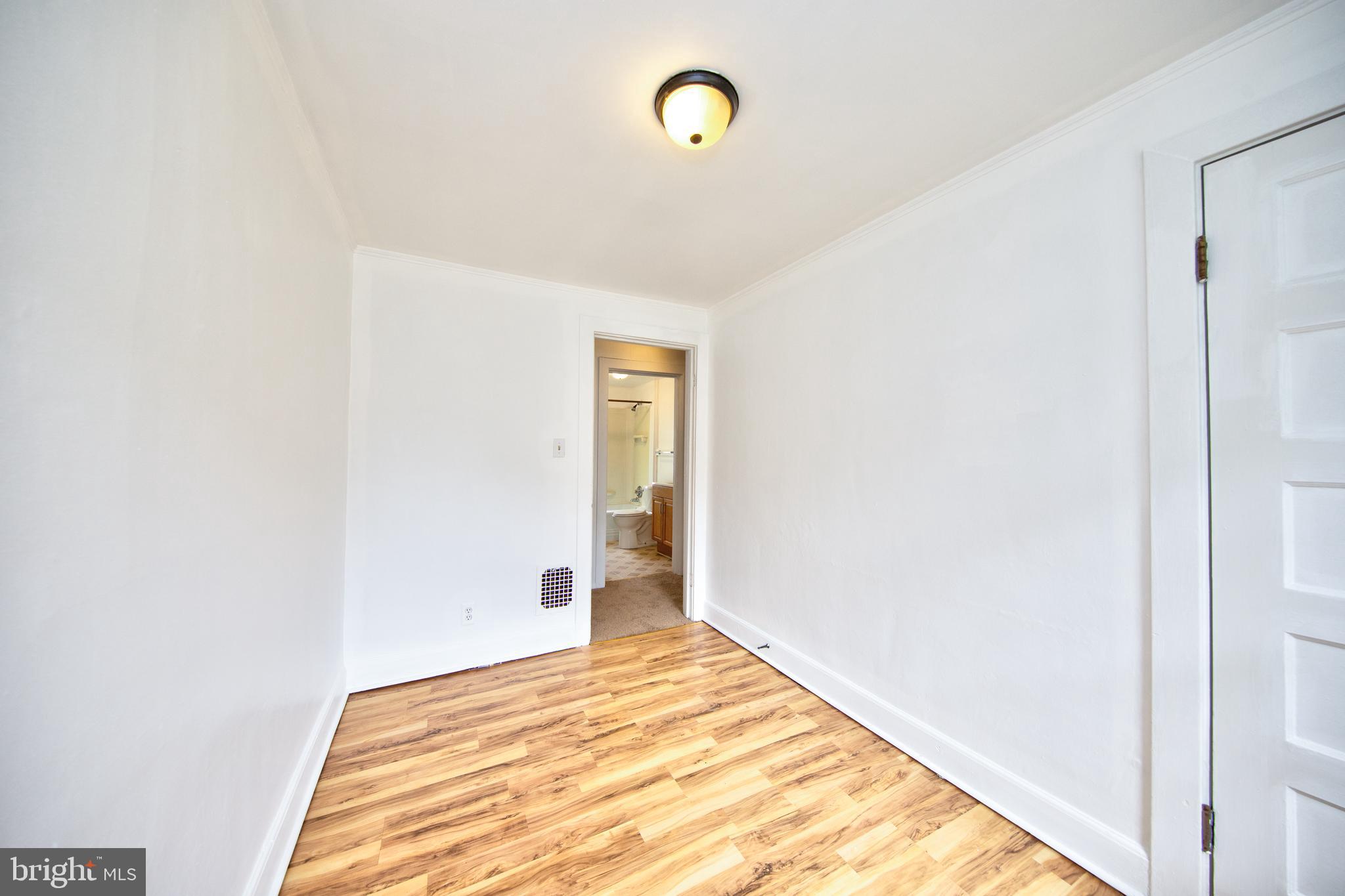 ABERDEEN HILLS - Residential Income