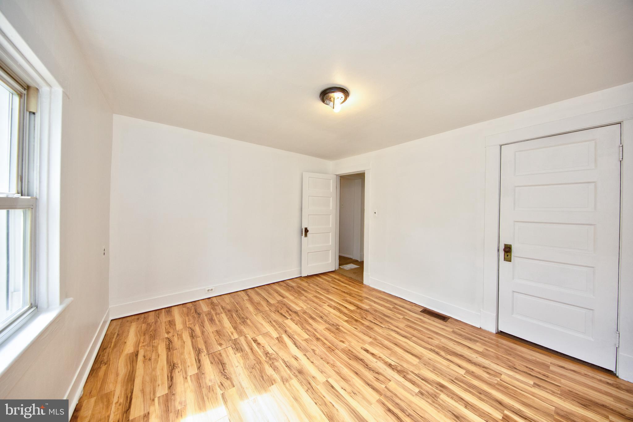 ABERDEEN HILLS - Residential Income