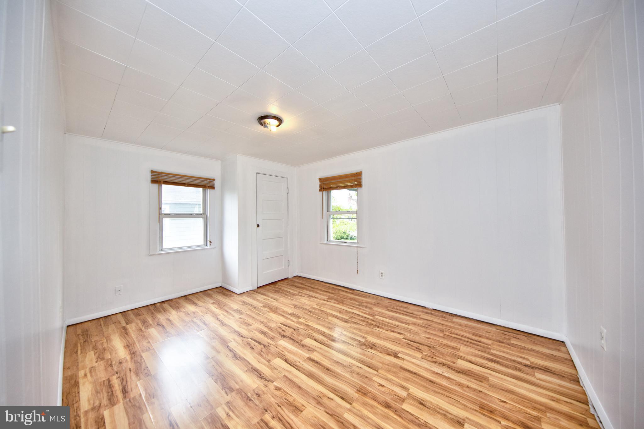 ABERDEEN HILLS - Residential Income