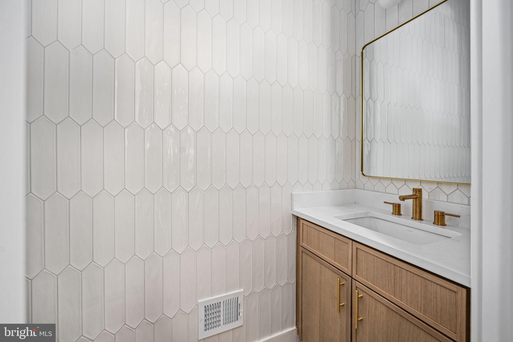 HUNTING RUN ESTATES - Residential