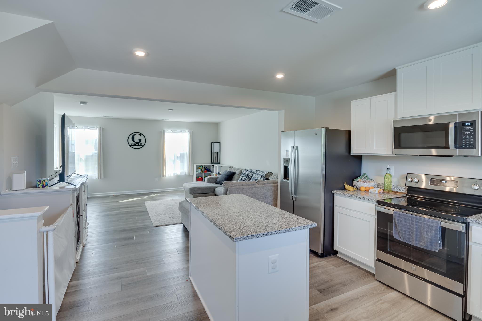 SOUTH BROOK - Residential