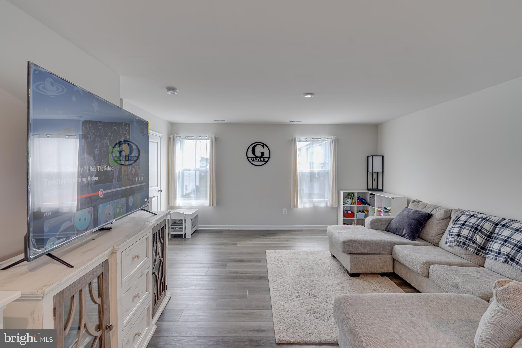 SOUTH BROOK - Residential