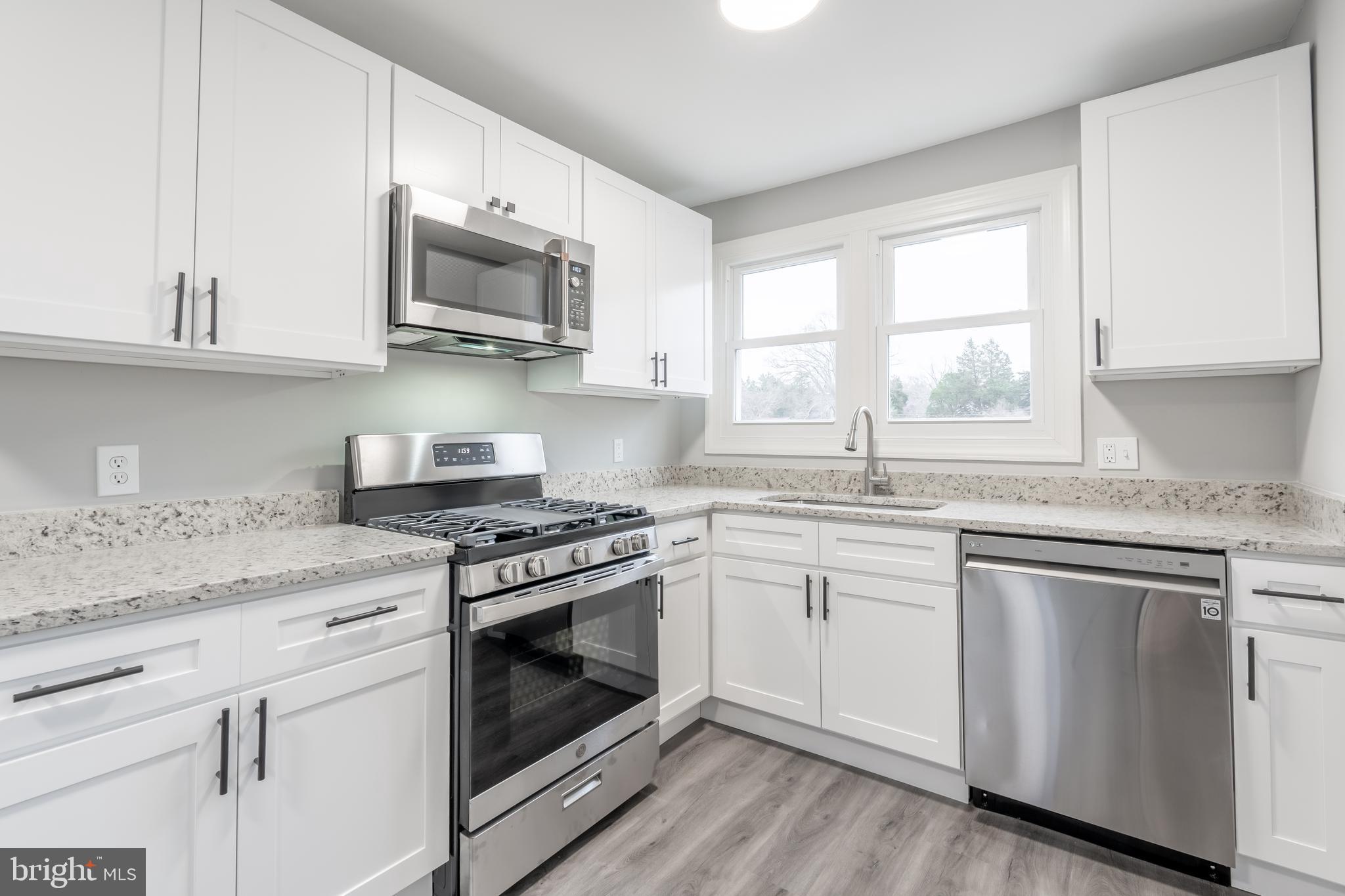 REGULARS - Residential