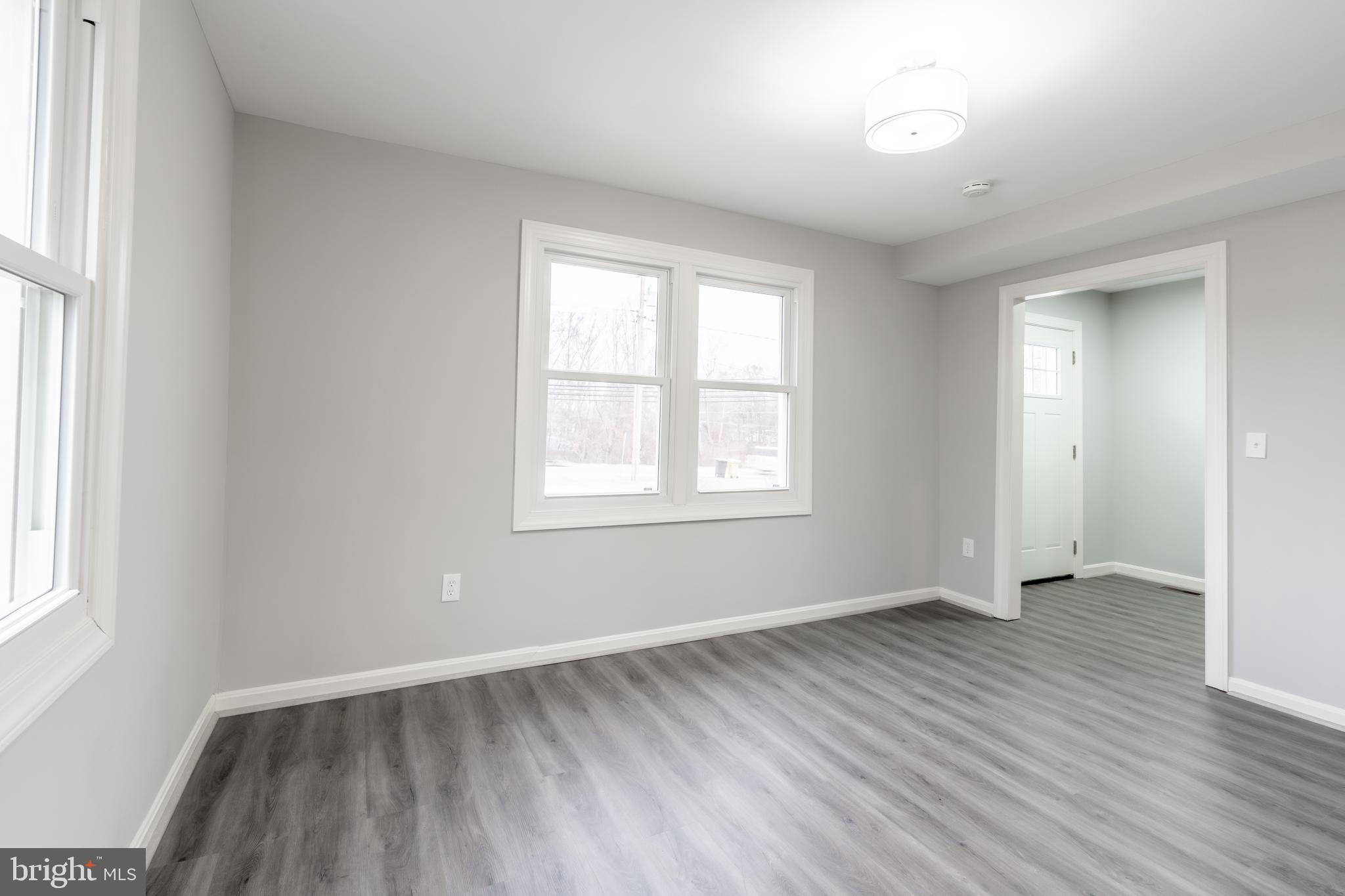 REGULARS - Residential