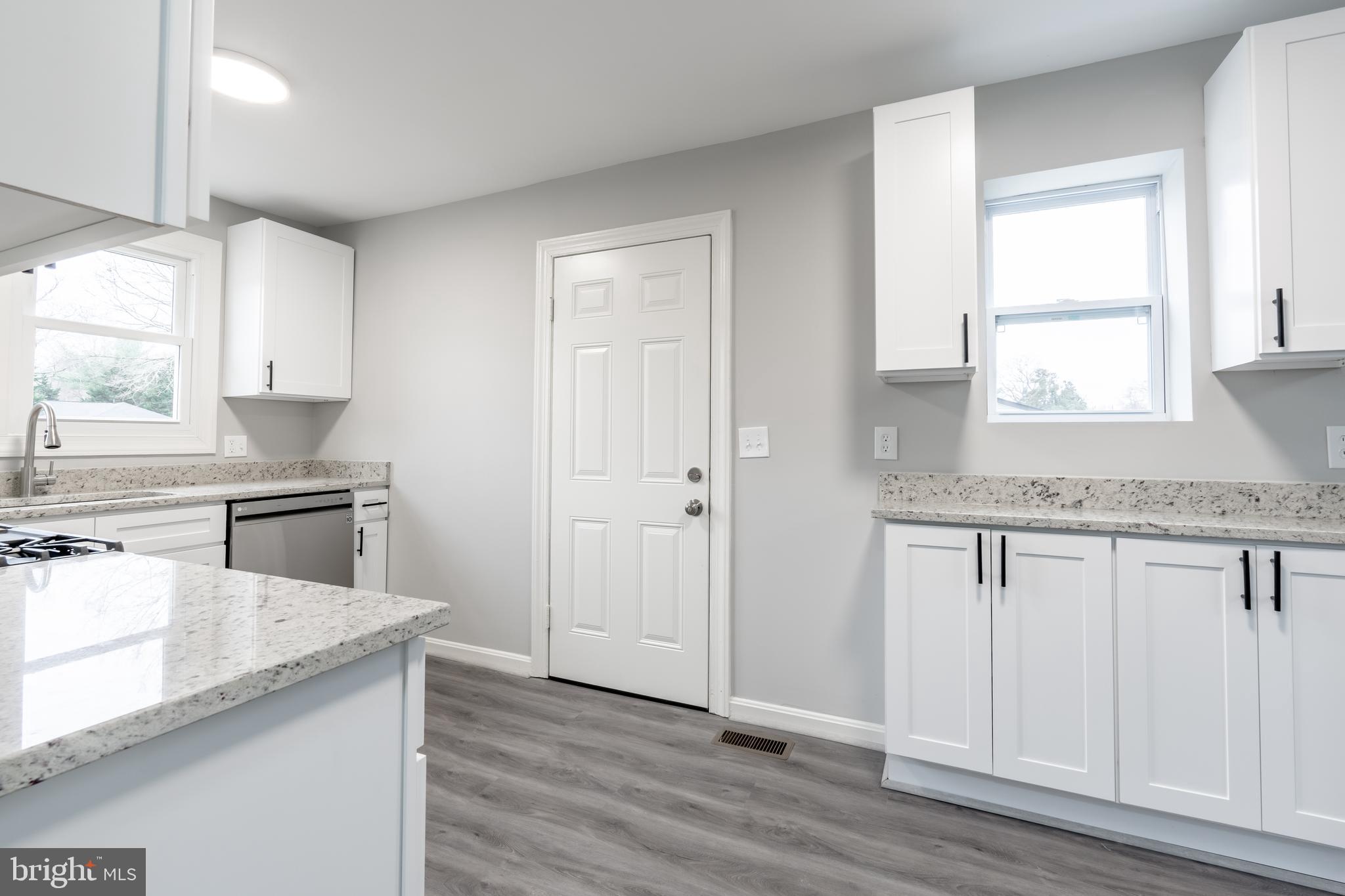 REGULARS - Residential