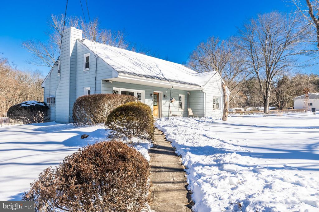 Photo of 360 Oaklyn Road, COATESVILLE, PA 19320 (MLS # PACT2116518)