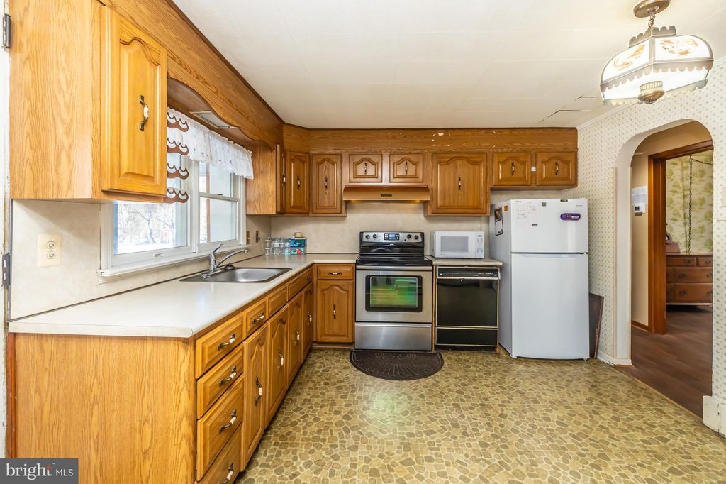 Photo of 360 Oaklyn Road, COATESVILLE, PA 19320 (MLS # PACT2116518)