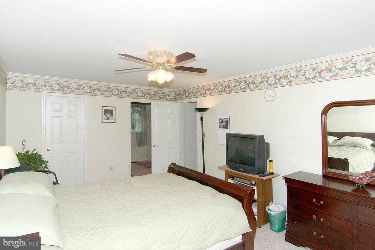 MOUNT HEBRON - Residential Lease