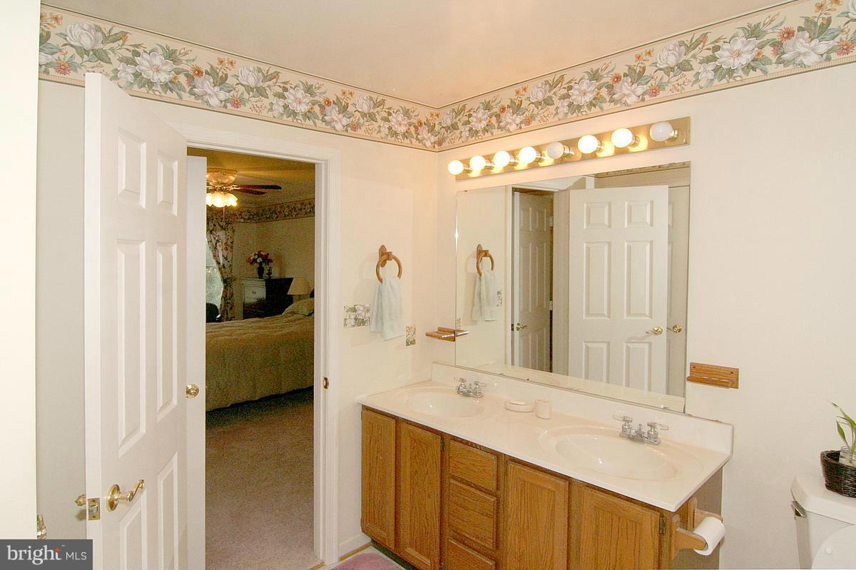 MOUNT HEBRON - Residential Lease