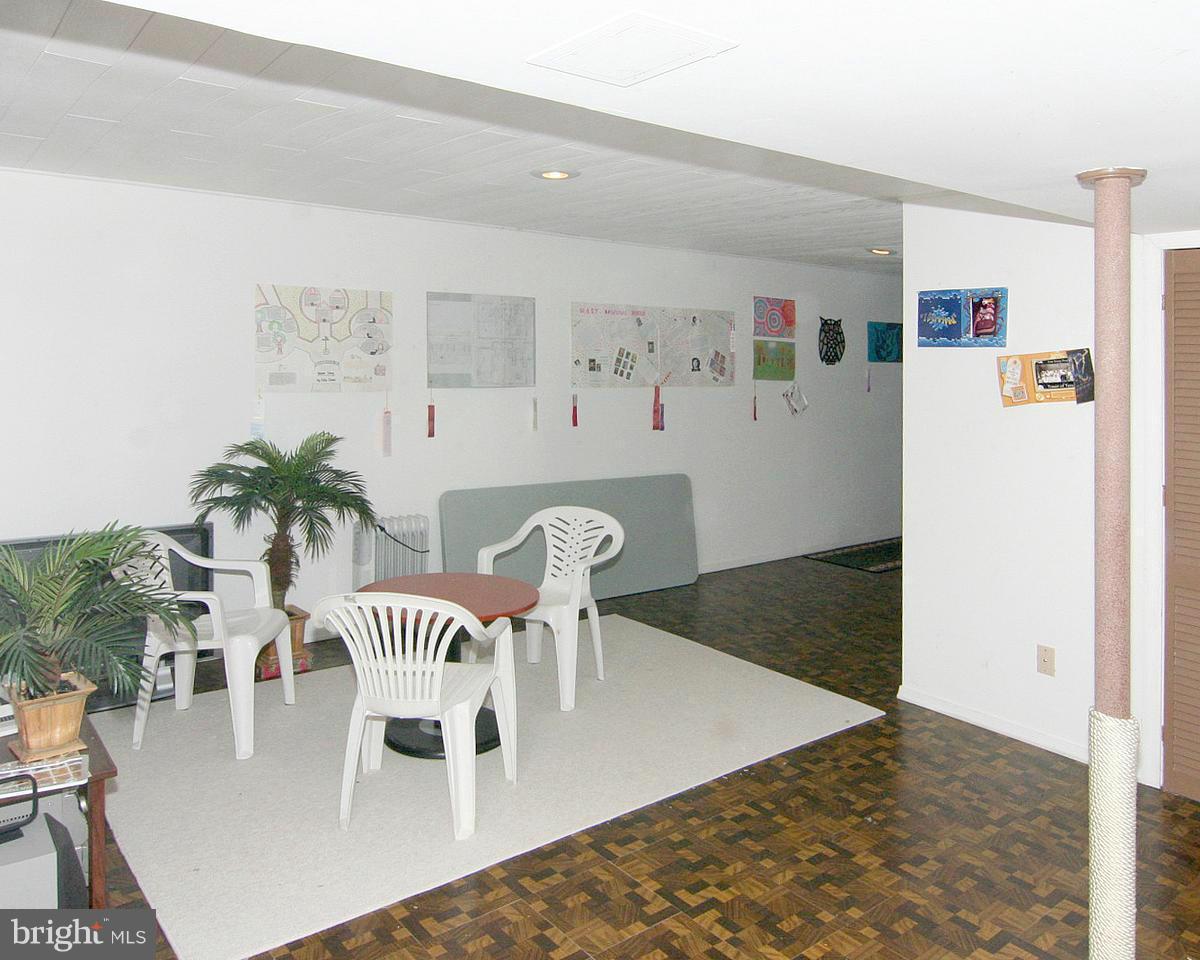 MOUNT HEBRON - Residential Lease