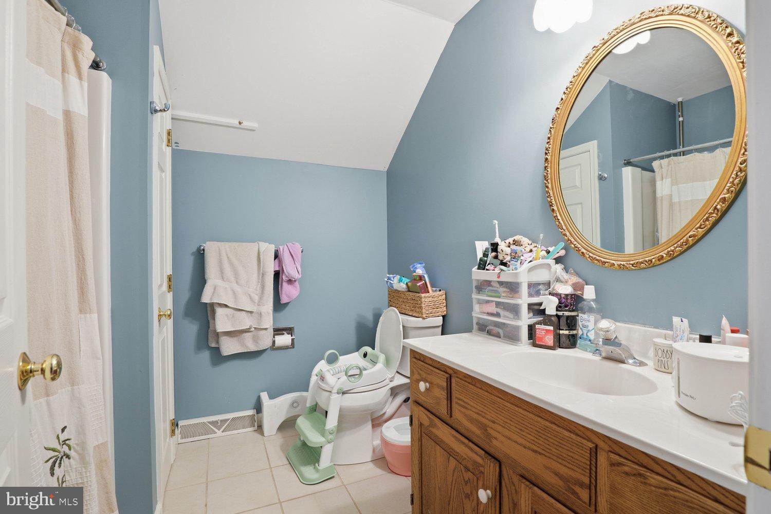 RIDGEVIEW ESTATES - Residential