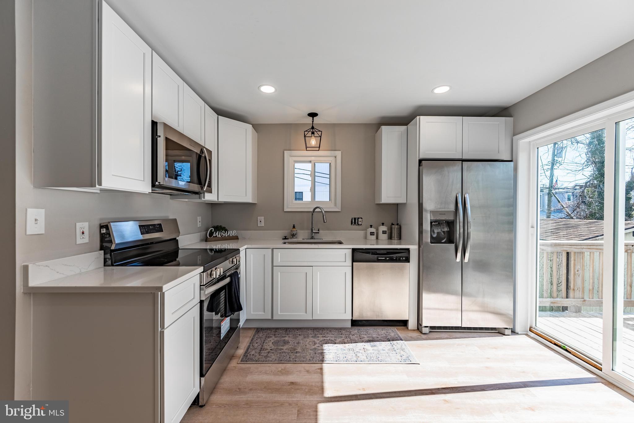 HAMPDEN HISTORIC DISTRICT - Residential