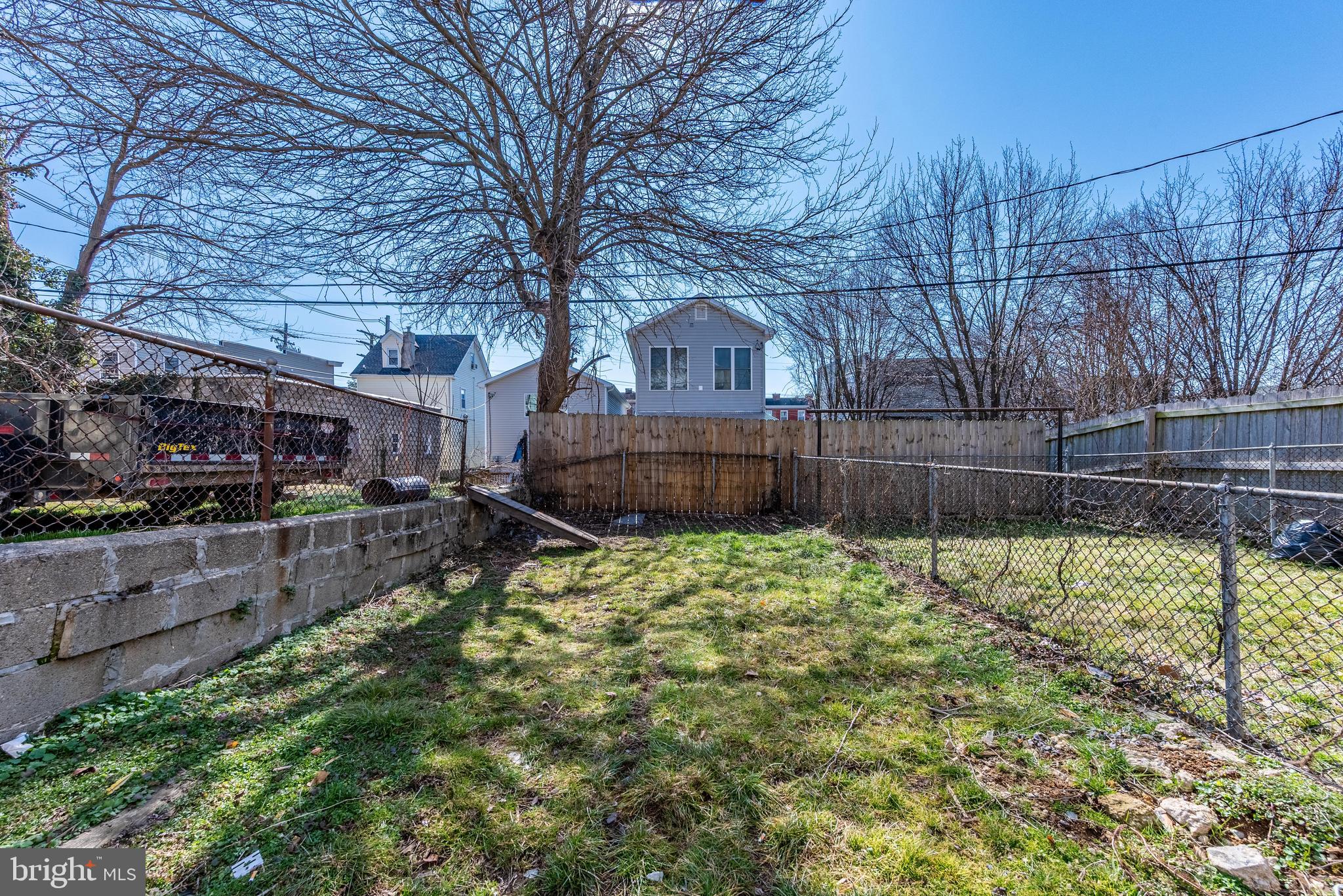 HAMPDEN HISTORIC DISTRICT - Residential