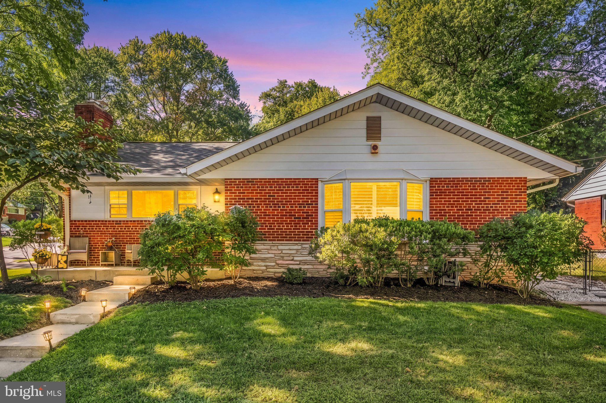 1600 FLORA LANE