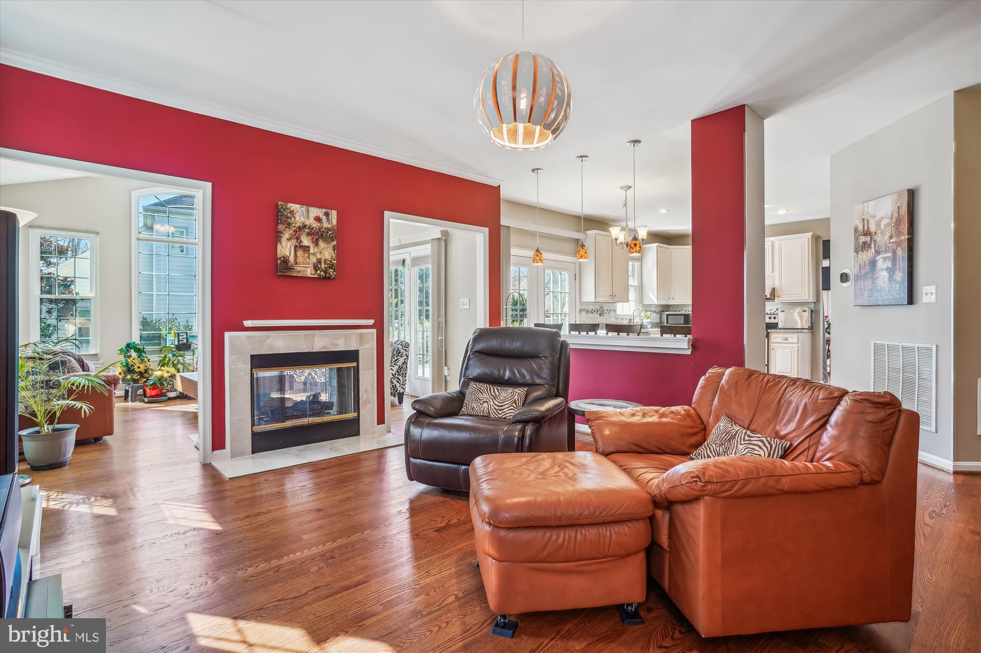 SOUTH RIDING - Residential