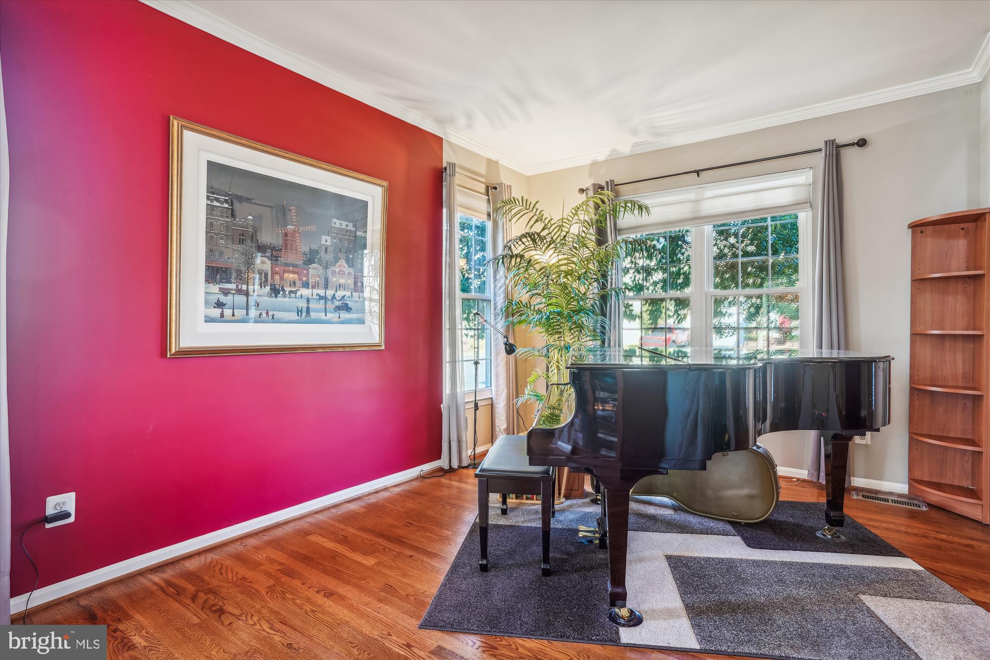 SOUTH RIDING - Residential