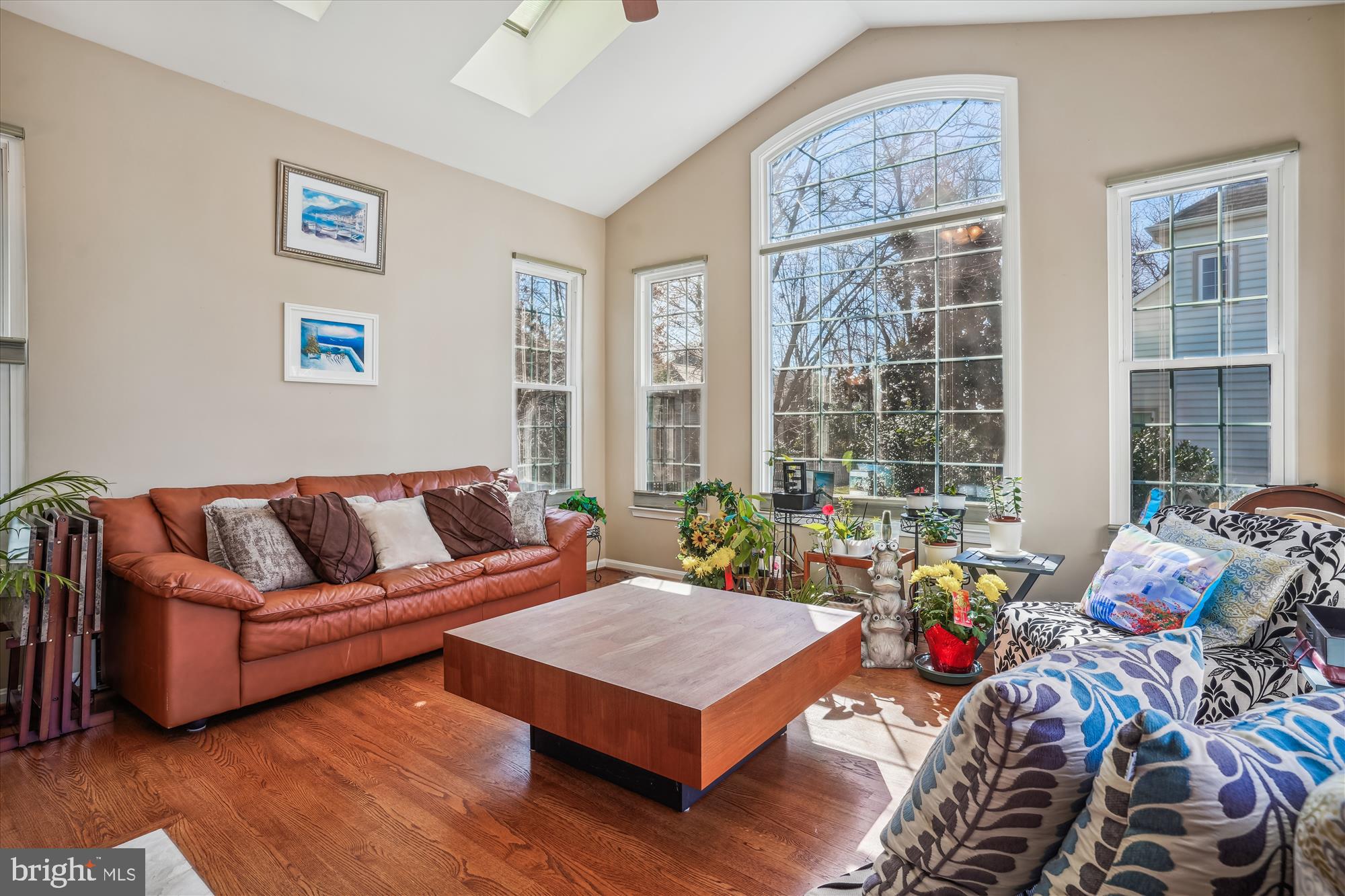 SOUTH RIDING - Residential