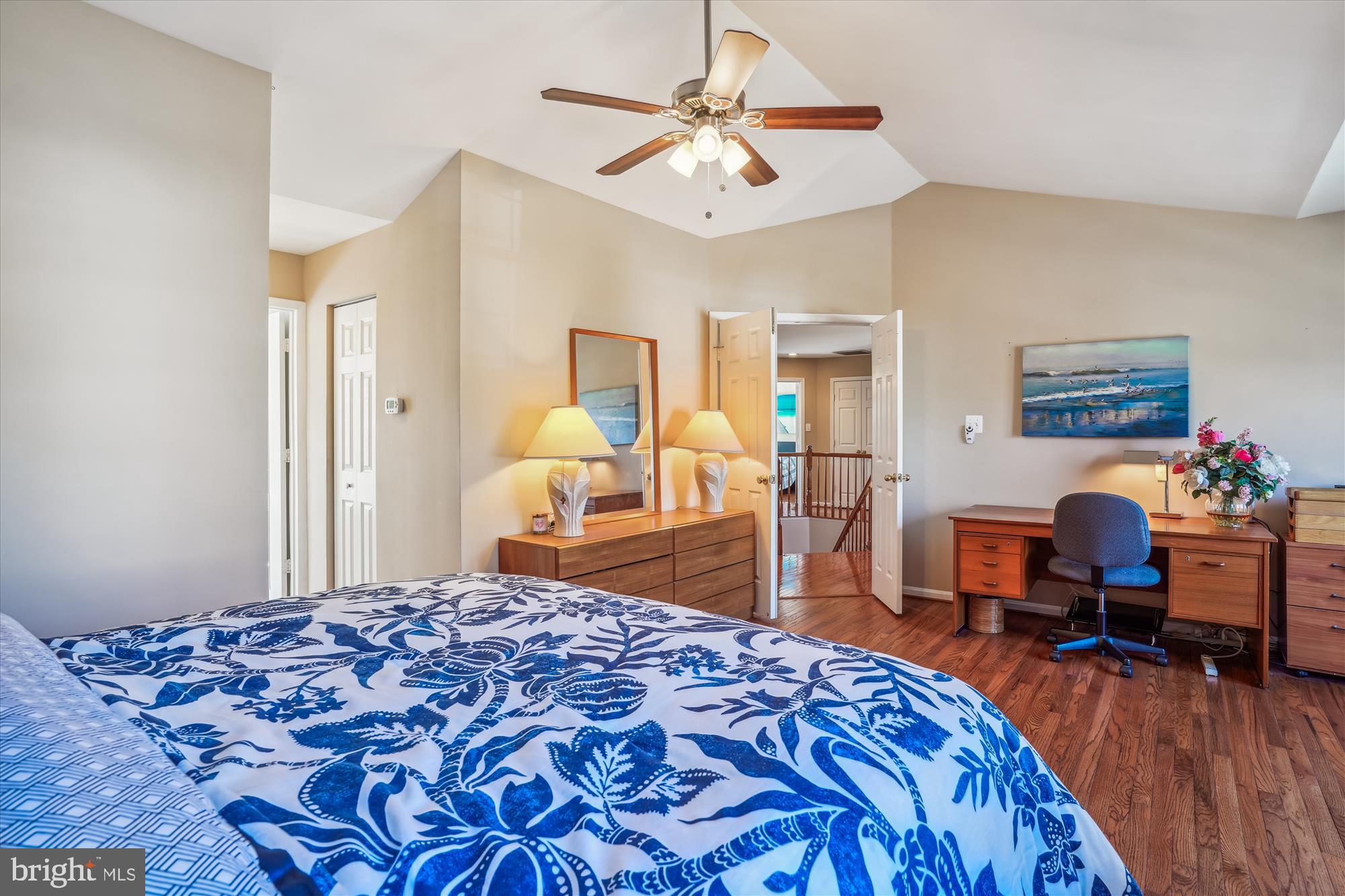 SOUTH RIDING - Residential