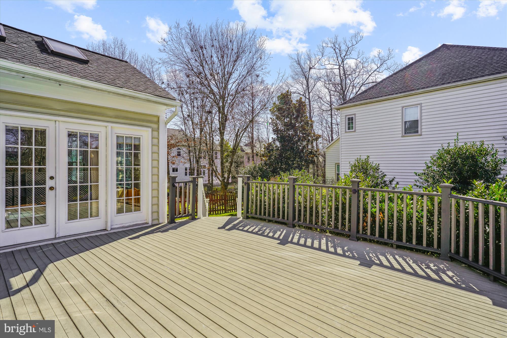 SOUTH RIDING - Residential