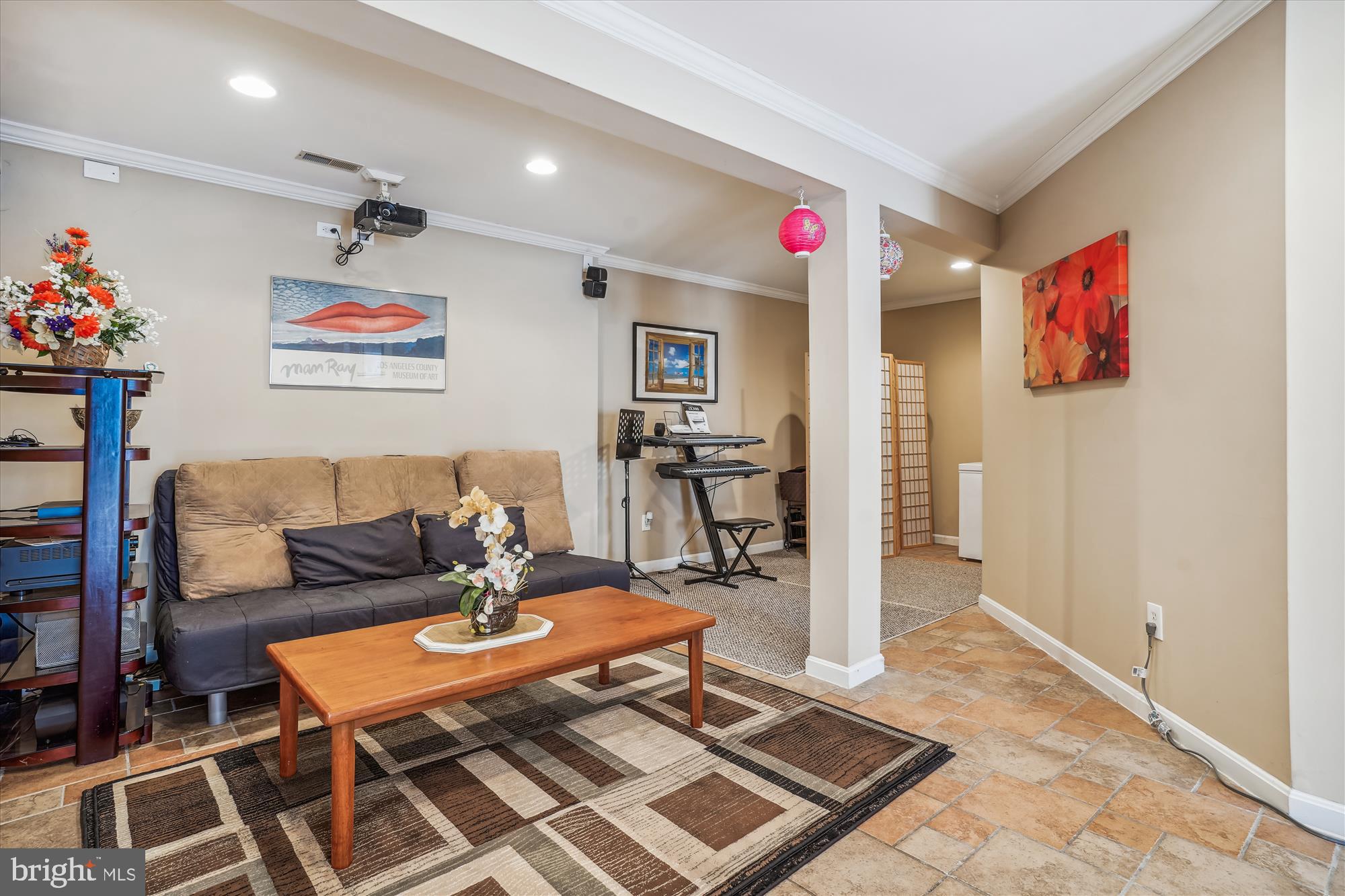 SOUTH RIDING - Residential