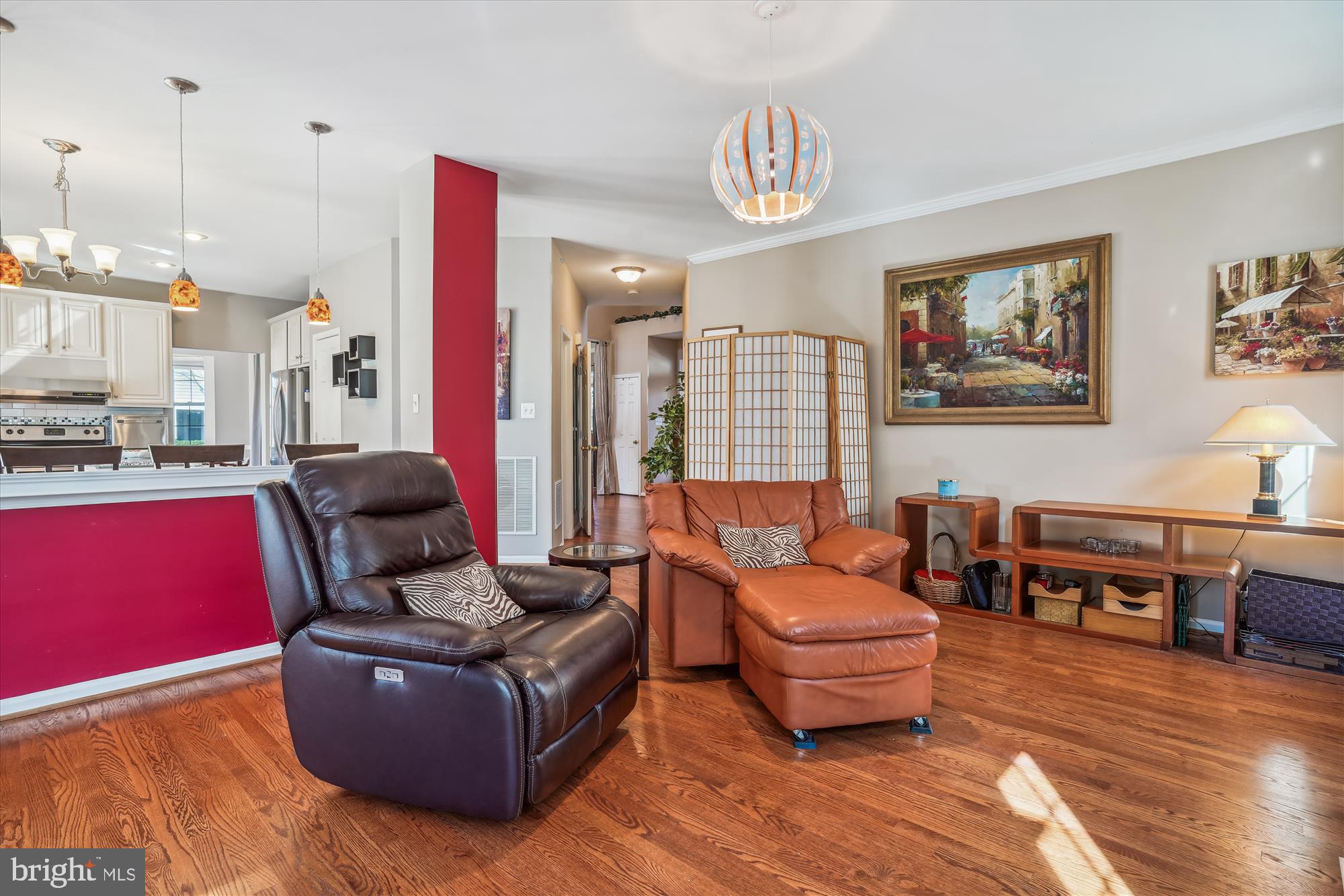 SOUTH RIDING - Residential