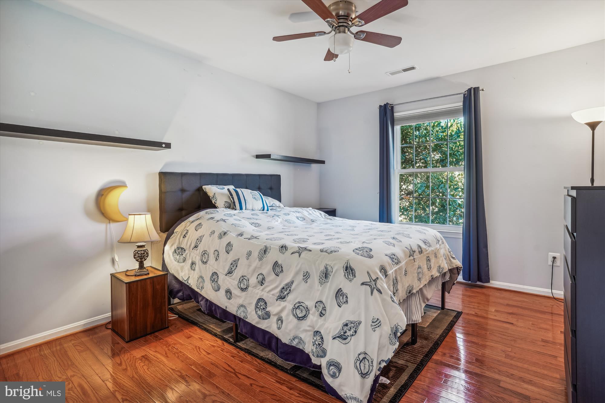 SOUTH RIDING - Residential