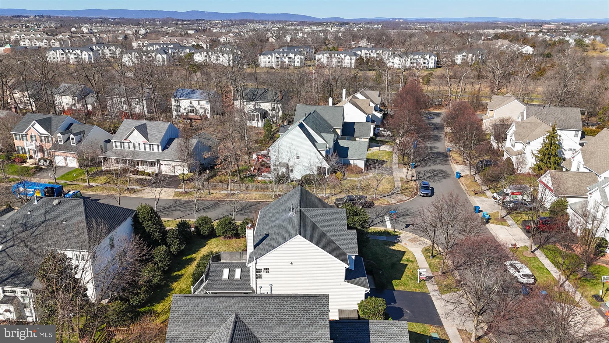 SOUTH RIDING - Residential