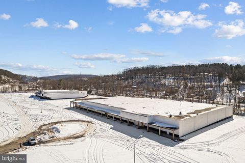 Photo of 8674 State Route 61, COAL TOWNSHIP, PA 17866 (MLS # PANU2001650)