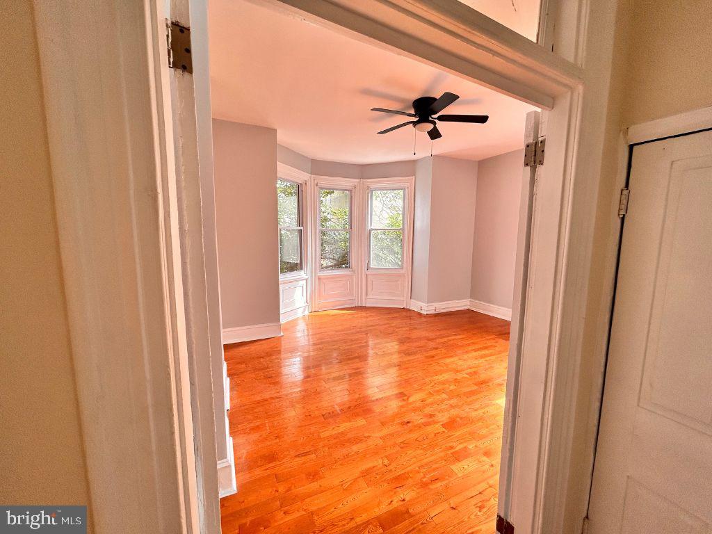 MANTUA - Residential Lease