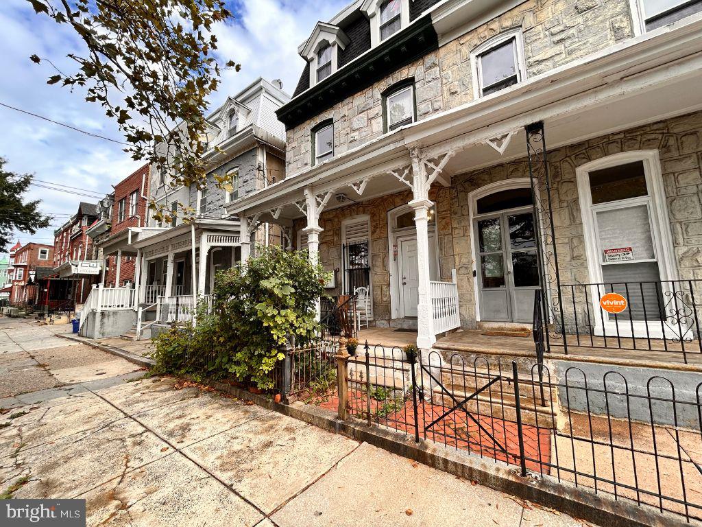 MANTUA - Residential Lease