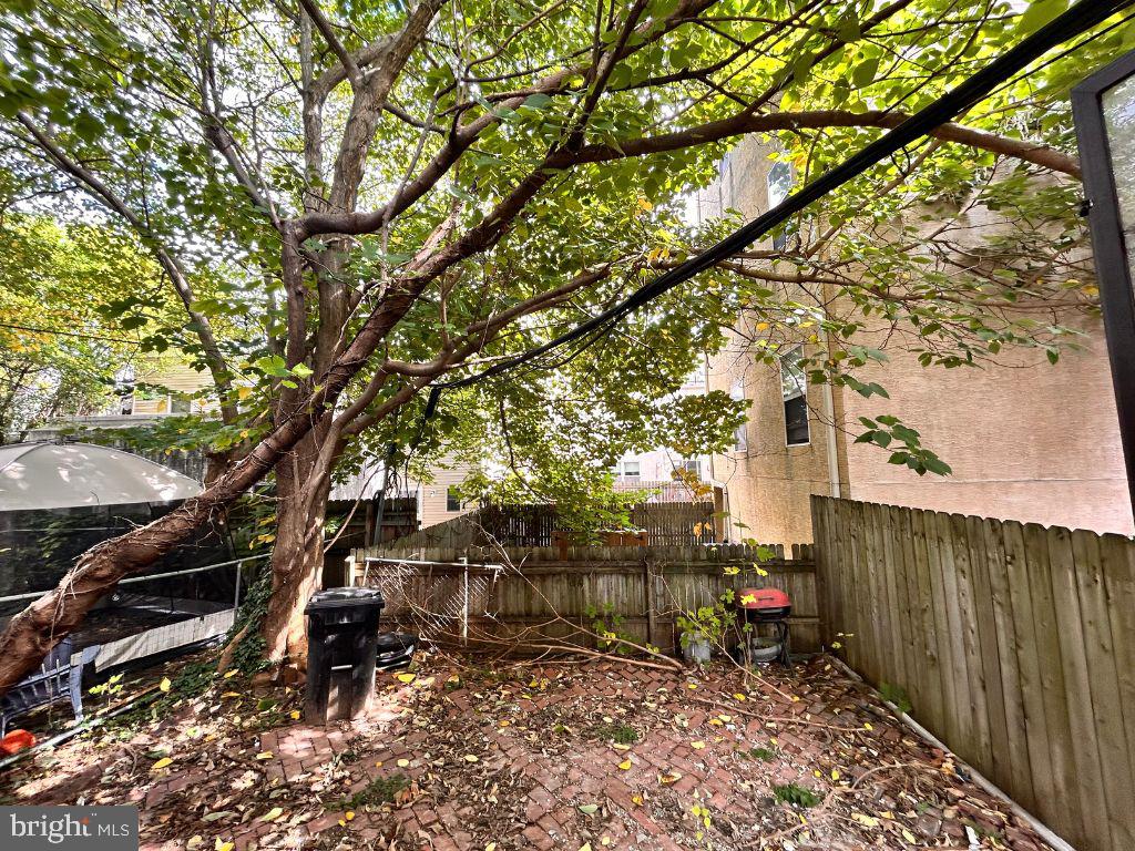 MANTUA - Residential Lease